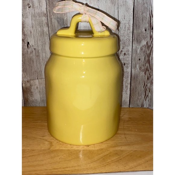 Rae Dunn Ceramic Yellow Peep Peep Canister Cookie Candy Jar 6.5" Easter - Picture 4 of 10